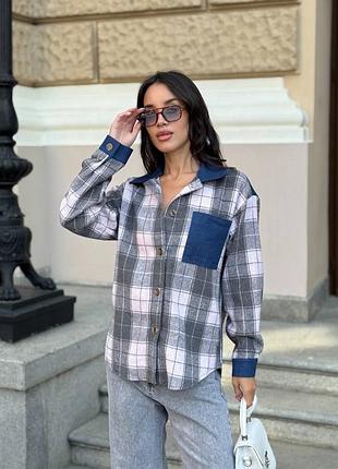 Жіноча сорочка у клітинку