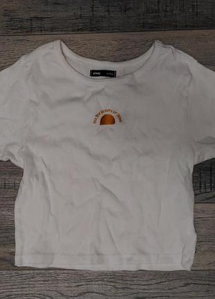 Кроп-топ sinsey, белый со солнышком 
размер l (подойдет и на xl)
хорошее состояние, не носили
за доп. фото пишите в личные :)