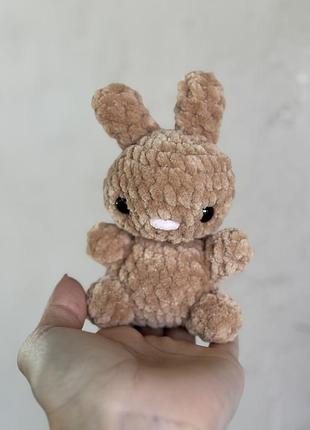 Кролик іграшка вʼязана ручної роботи