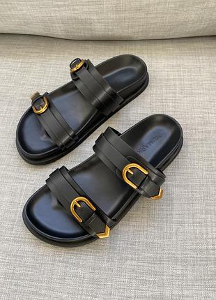 Нові жіночі сандалі primark , чорні шльопанці