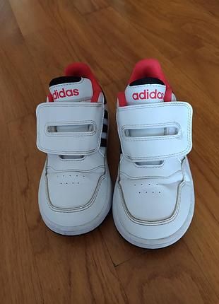 Кроссовки adidas 27 р