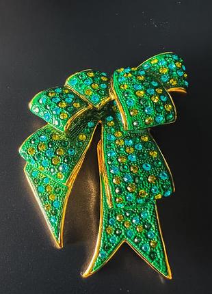 Брошка від joan rivers