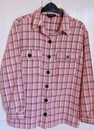 Розовая твидовая рубашка