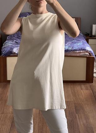 Подовжений топ з zara
