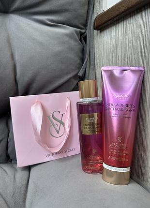 Парфумований спрей або лосьйон для тіла victoria’s secret strawberries & champagne 250мл