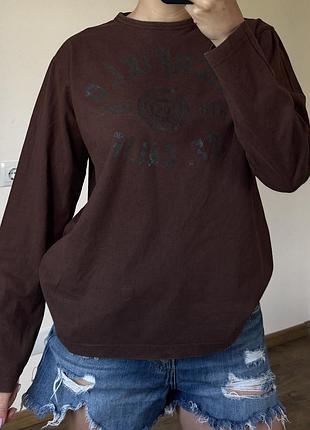 Жіночий коричневий лонг с принтом. жіночий вінтажний лонгслів коричневого кольору з принтом написом. жіноча кофта richfield