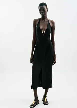 Женское черное платье миди с золотистой аппликацией zara размер с