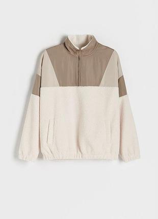 Толстовка reserved