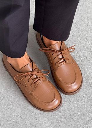 Удобные кожаные мокасины с шнурками рыжего цвета