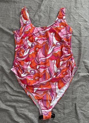 Розовый, принтованный купальник