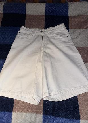 Джинсові шорти біленькі