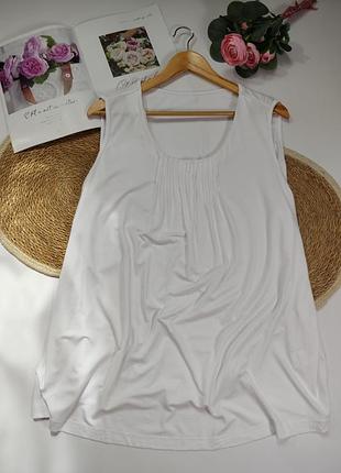 Майка из вискозы белого цвета в размере 2xl-3xl