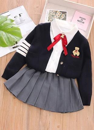 Шкільний костюм на дівчинку