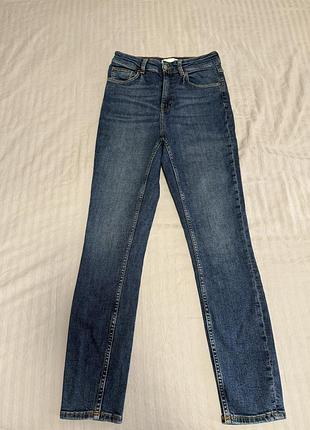 Джинси жіночі