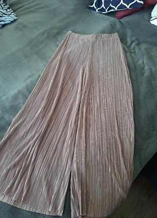 Брюки, широкие брюки