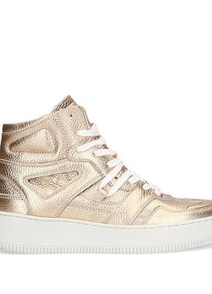 Новые высокие золотые кроссовки sacha
