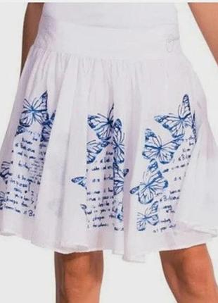 Юбка с вышитыми бабочками