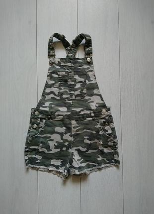 Джинсовые шорты комбинезон на 11-12 лет