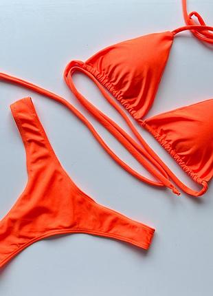 Купальник помаранчевий зі стрингами
