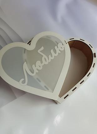 Деревянная подарочная коробка