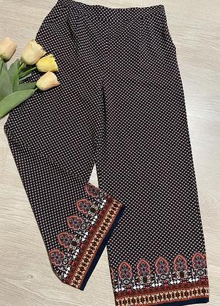 Гарні брюки, широкі