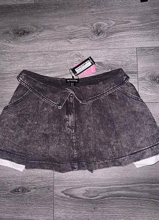 Спідниця, можна носити як баску на пояс