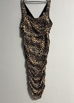 Сукня плаття