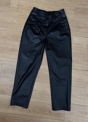 Шкіряні штани