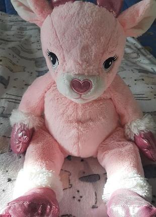 Розовое олененок