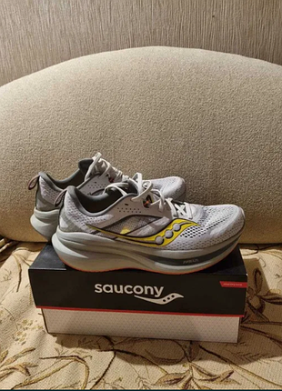 Кросівки saucony omni 22