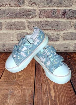 🔥кросівки lily & dan🔥
👟 розмір 22 👟
❗150 грн.❗