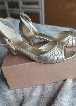 Туфлі для бальних танців 39р(26см) підбори 5см