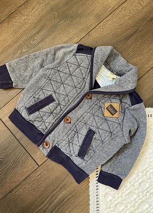 Реглан кофта на ґудзиках стьобана фірмова тед бекер бакер ted baker для хлопчика 9-12 міс