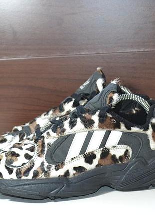 Adidas yung-1 leopard eg8726 кроссовки 40.5р оригинал кожаные