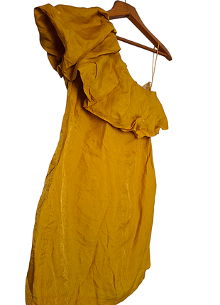 Стильное, яркое платье