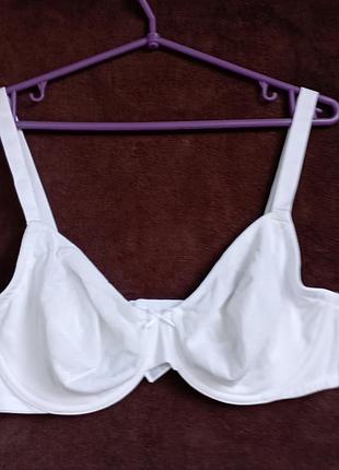 Бюстгальтер белый, eur 90c esmara