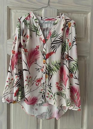 Блуза з тропічним принтом
