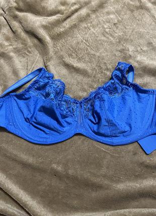 Бюстгалтер