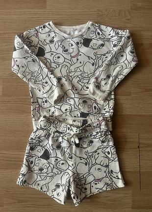 Гарний костюм на мікрофлісі