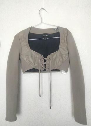 Топ из экокожи, 46-48 размера...