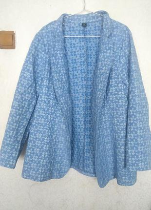 Ног 52см, длина 71см, ткань буклированая, очень яркая. без застежек.