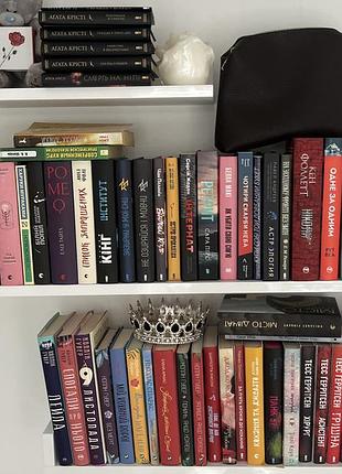 Книги. різноманітні жанри