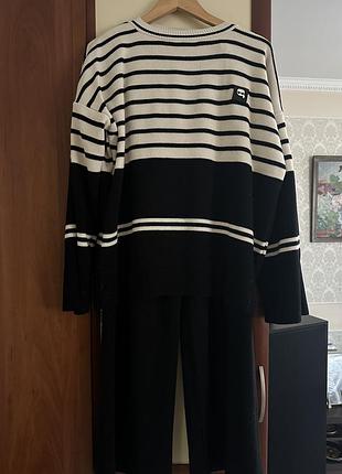 Костюм трикотажний светр штани karl lagerfeld