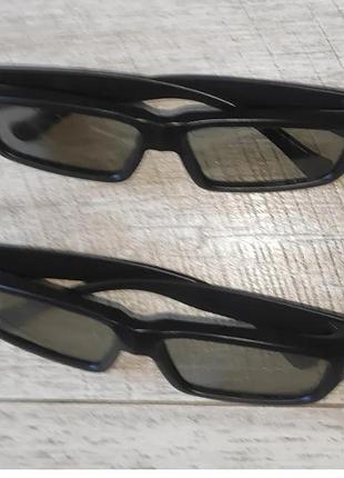 Распродажа 3d очки поляризационные новые. материал пластик. цвет черный