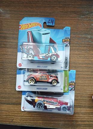 Машинки hot wheels