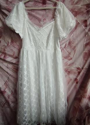 Нежное платье