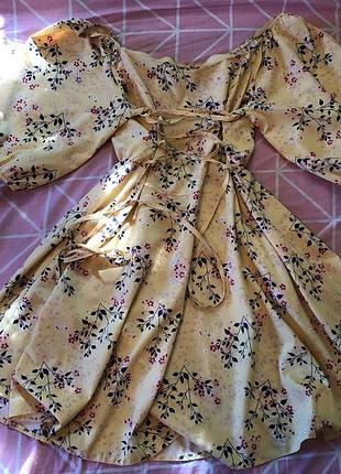 Великолепное летнее женское платье, без дефектов,