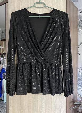 Блузка з блискітками only