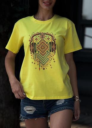 Женская стильная современная футболка кулир