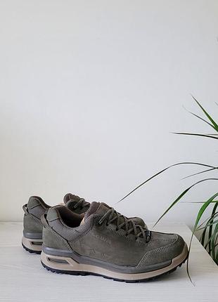 Кроссовки кожаные трекинговые оригинал lowa bellagio 975x lo гг.40